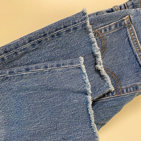 Levi's Jeans Wedgie Straight Women's Dark Wash 26 Button Fly‎ Raw Hem - Picture 10 of 14